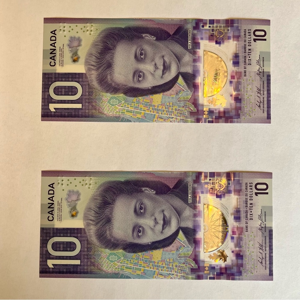 Two Consecutive 2018 Uncirculated Canadian Ten Dollar Bills